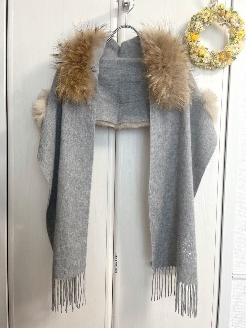 ランバンオンブルー フォックス＆タヌキファー×カシミヤ100%ビジュー付マフラー