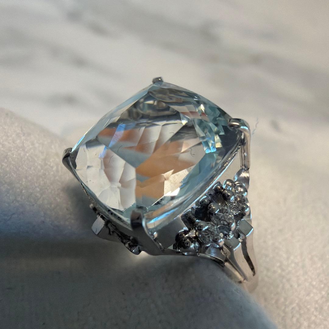 お値下げアクアマリン プラチナ900 リング 大粒8ct ダイヤ0.09