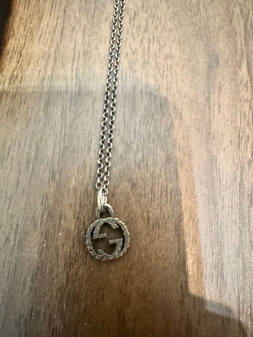 GUCCI Gロゴペンダントネックレス 箱付き