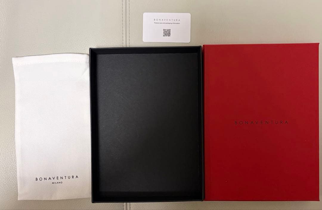 iPhone16用／スマホケース／ボナベンチュラ／箱付き