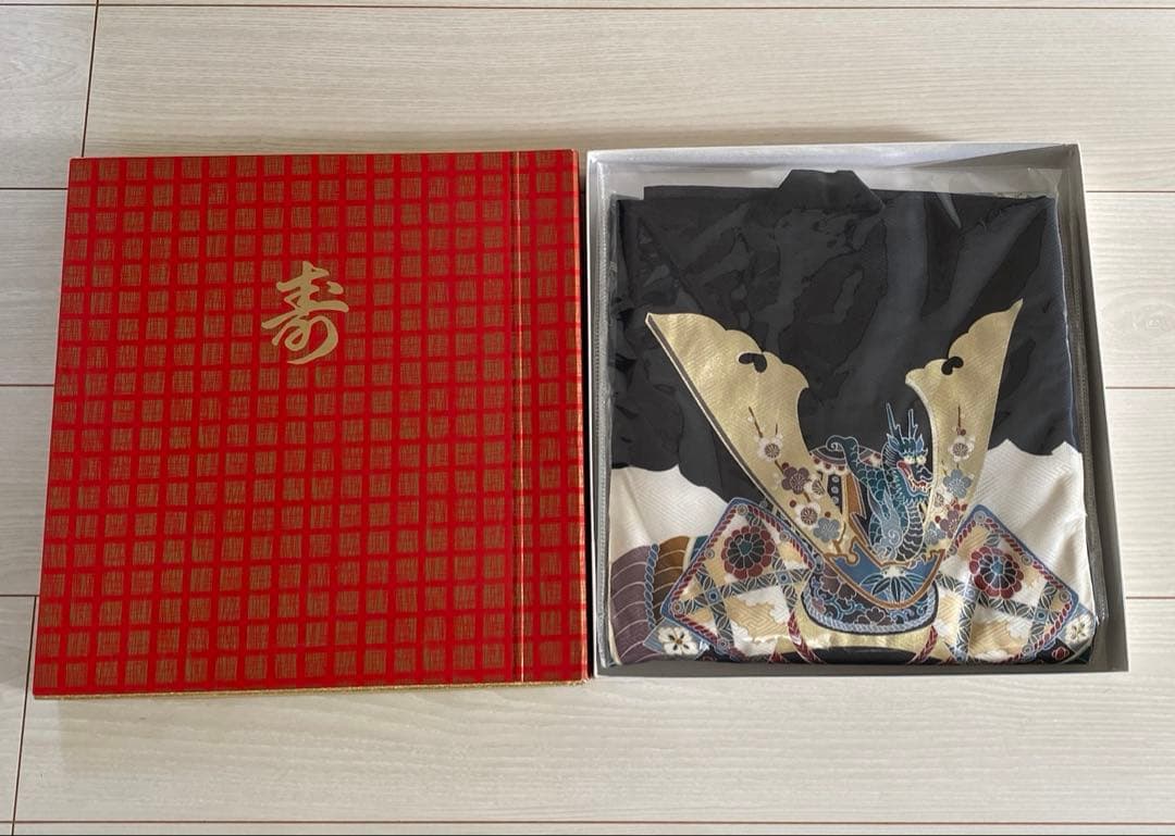 お宮参り 着物 男の子 産着 黒 兜 巻物 松 鶴 正絹 羽織