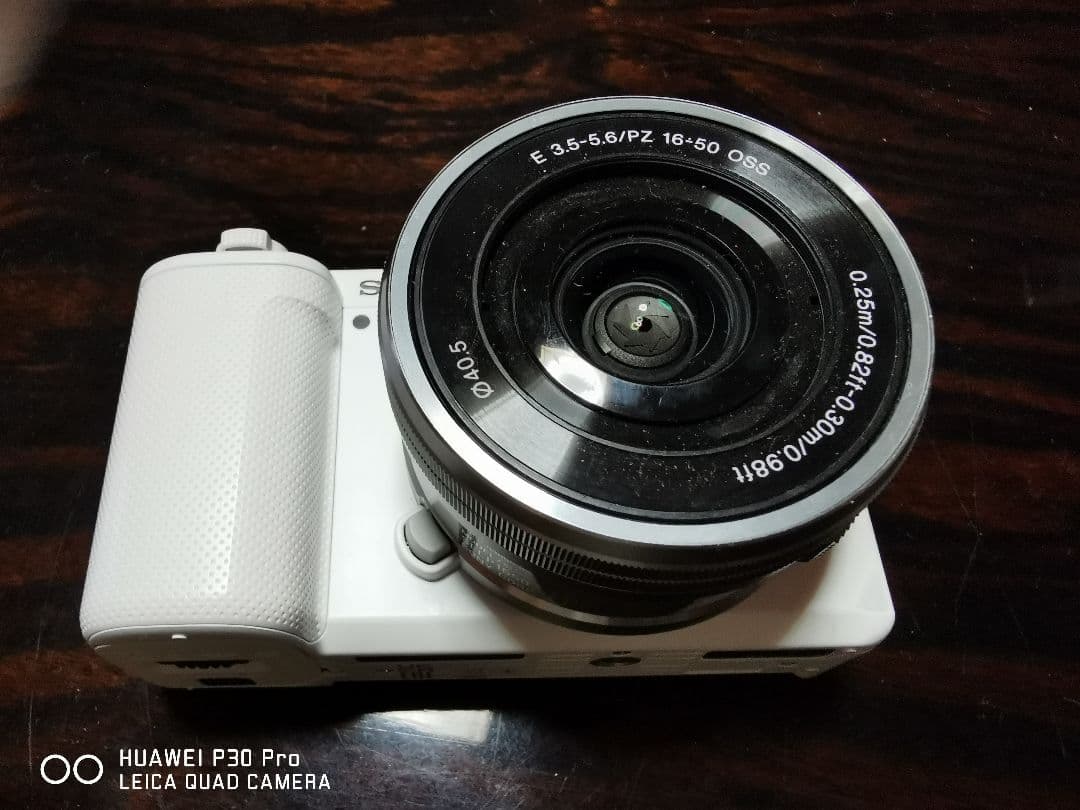 SONY ZV-E10 ホワイト ミラーレスカメラ