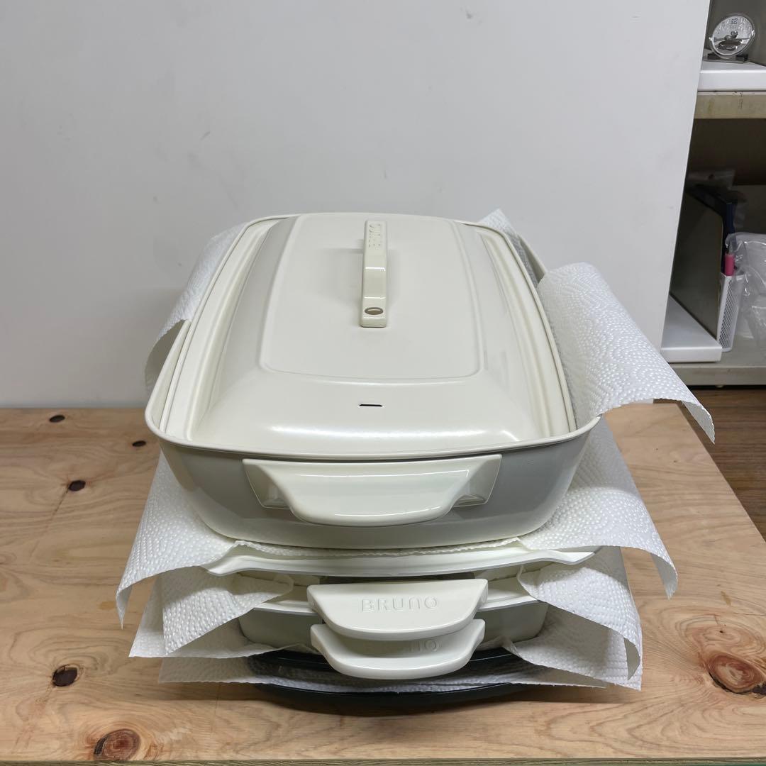 BRUNO　ブルーノホットプレート　グランデサイズ　ホワイト　仕切り鍋付き