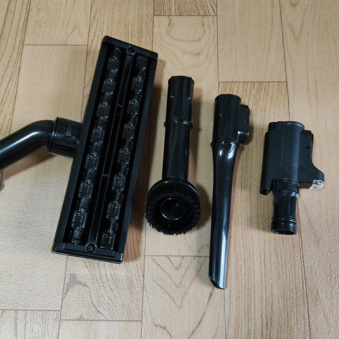 超軽量1.0kg/美品・完品/東芝 VC-CLW33/コードレスクリーナー白