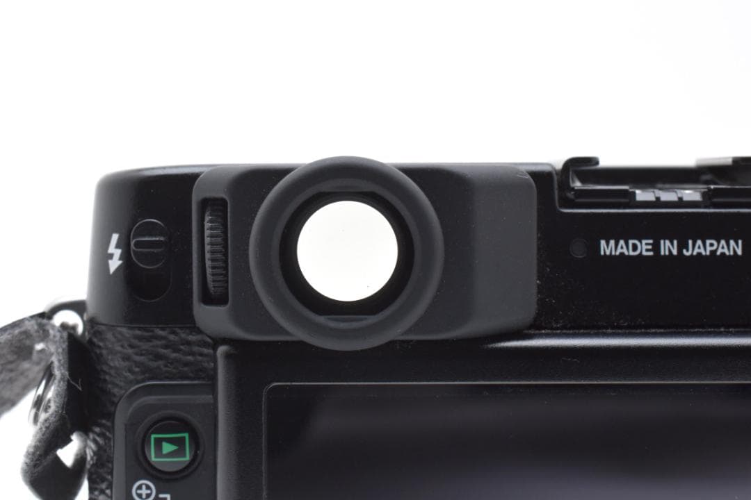 ■ 美品 ■ フジフィルム　FUJIFILM X10