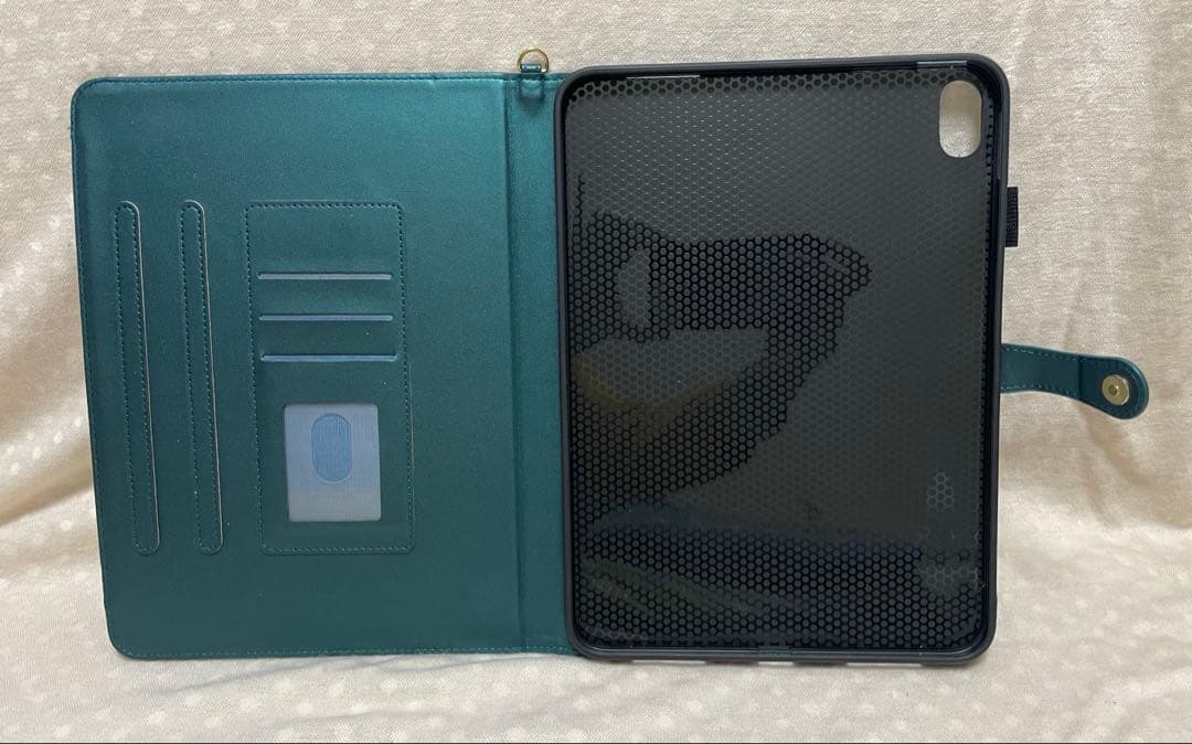 【中古】Apple ipad (A16) Wi-Fi 256GB (ケース付き)