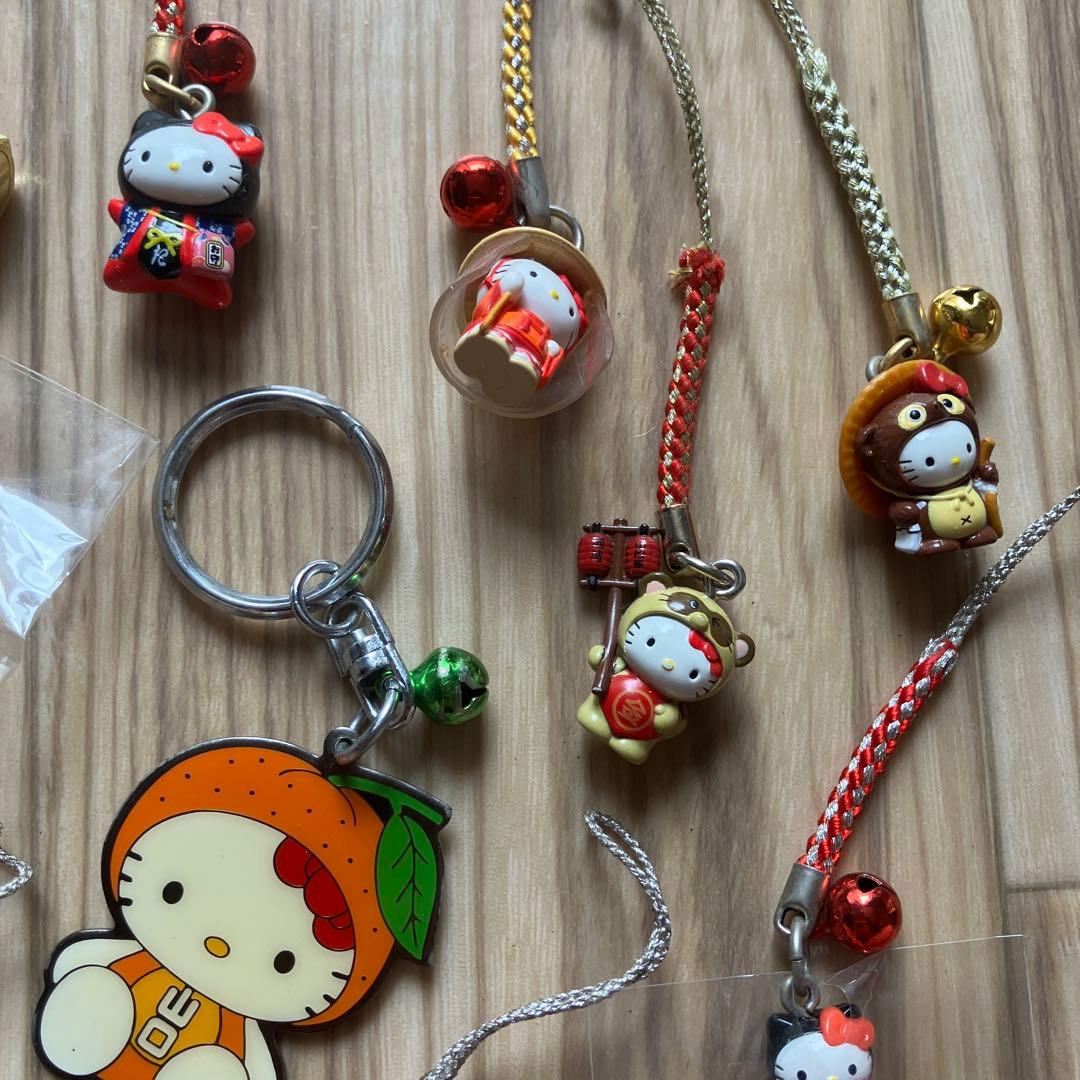 キティちゃん　ハローキティ　キーホルダー　ご当地　レア　生産終了