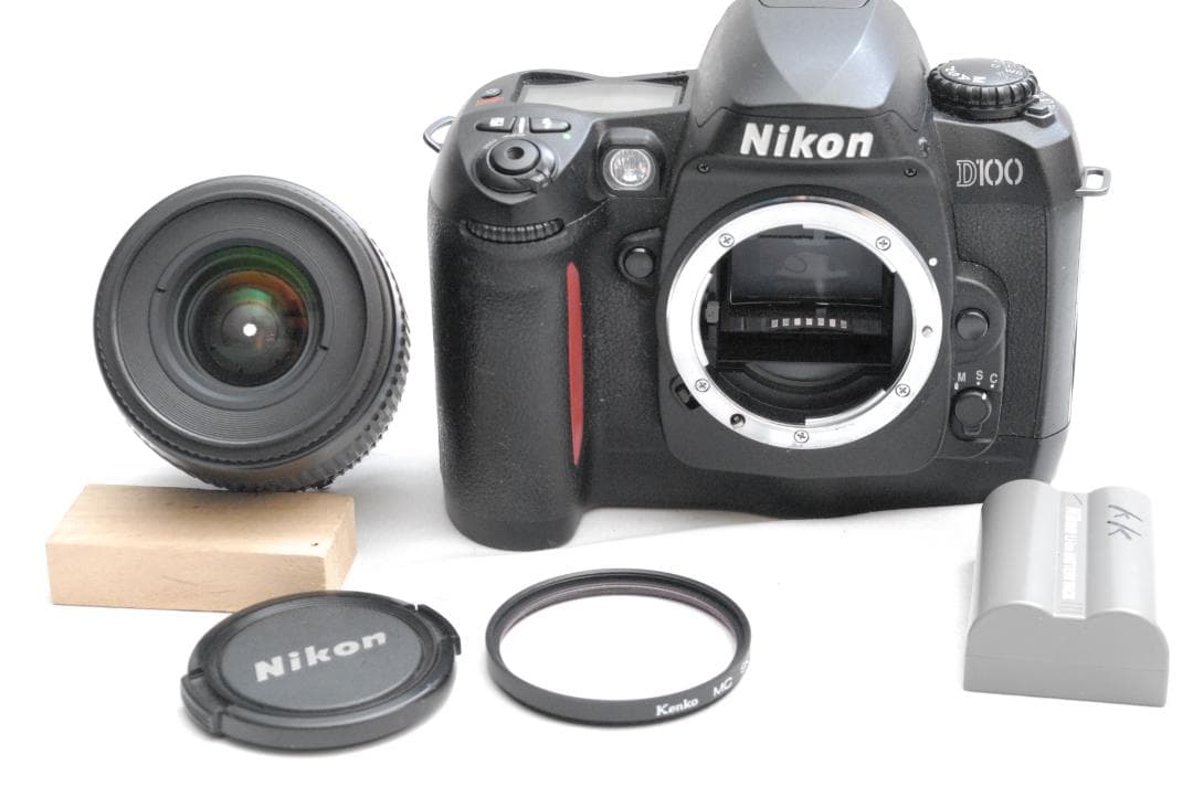 Nikon D100/AF NIKKOR 35-80mm (良品）