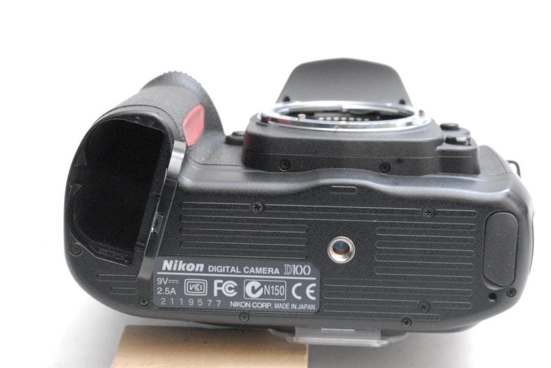 Nikon D100/AF NIKKOR 35-80mm (良品）