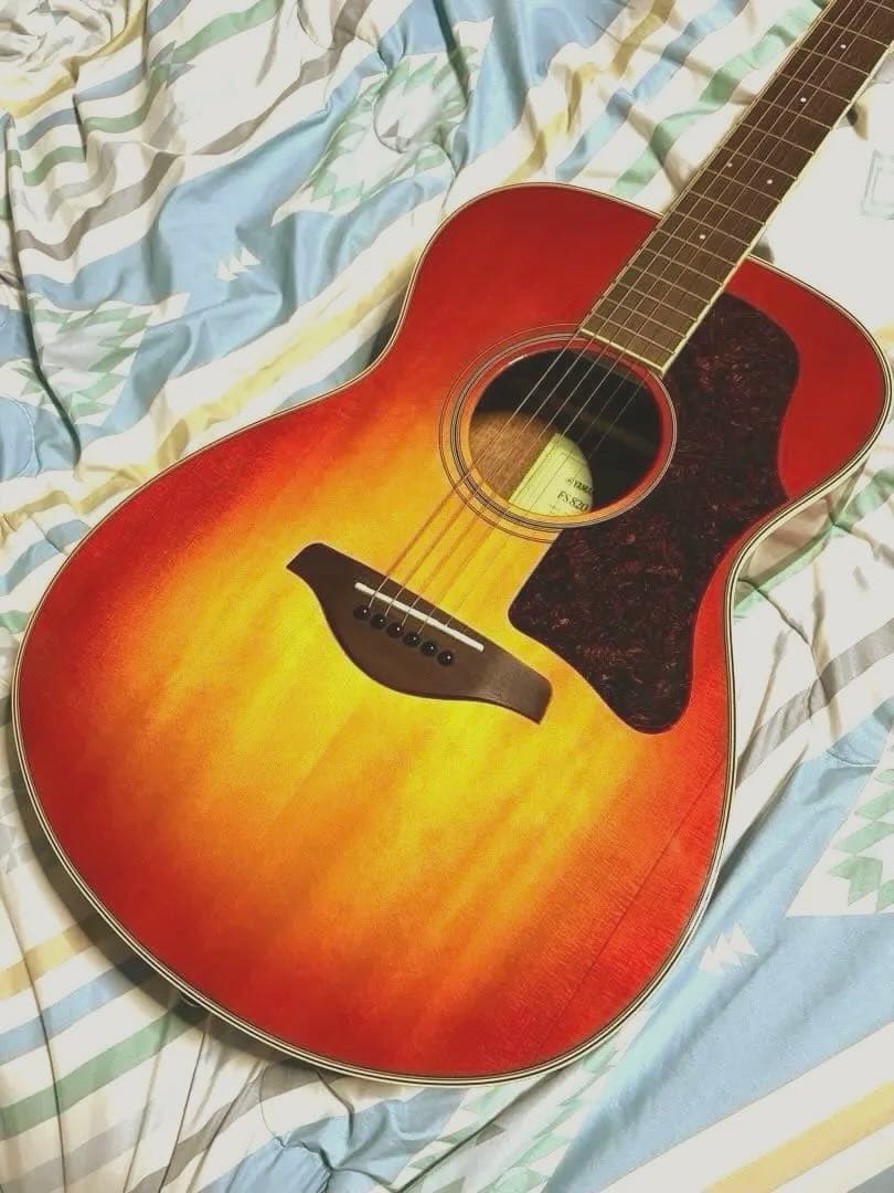 YAMAHA FS-820 アコースティックギター