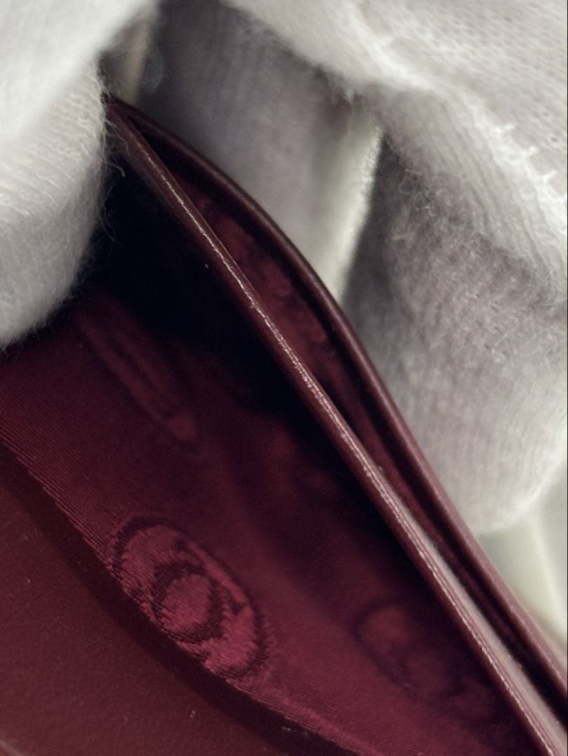 カルティエ マストライン レザー マネークリップ　札入れ カード入れ　上品