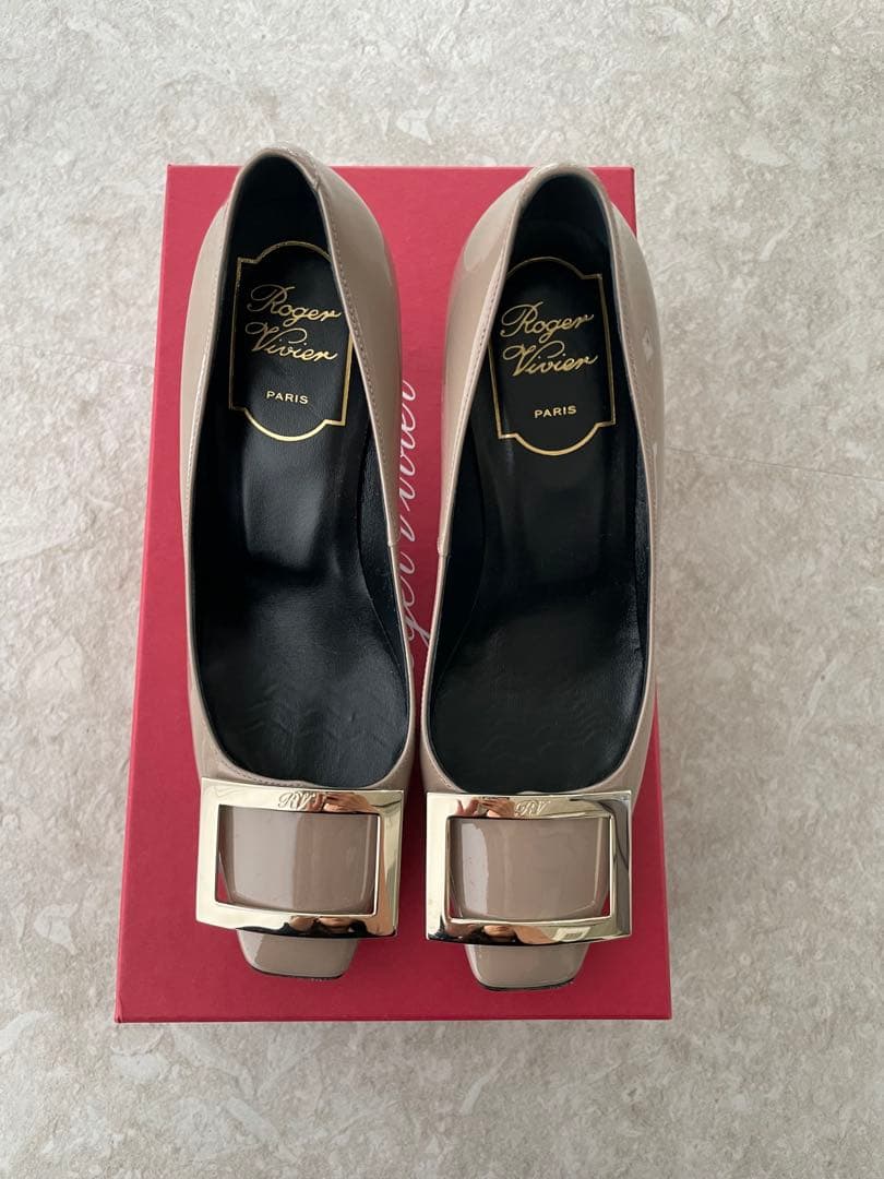 かれん　人気色デザインRoger Vivierロジェヴィヴィエ　パンプス