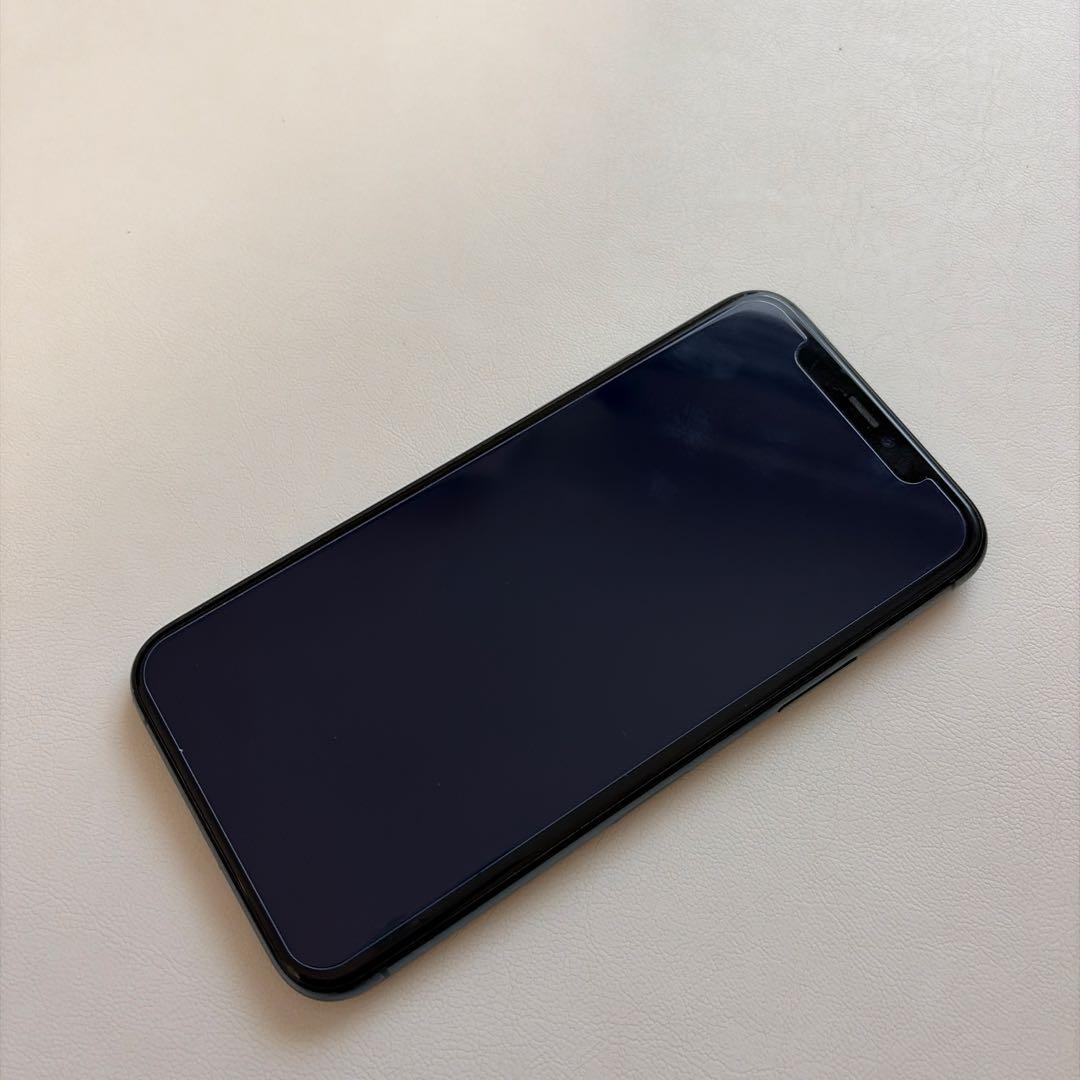 iPhone 11 Pro ミッドナイトグリーン本体　256GB SIMフリー