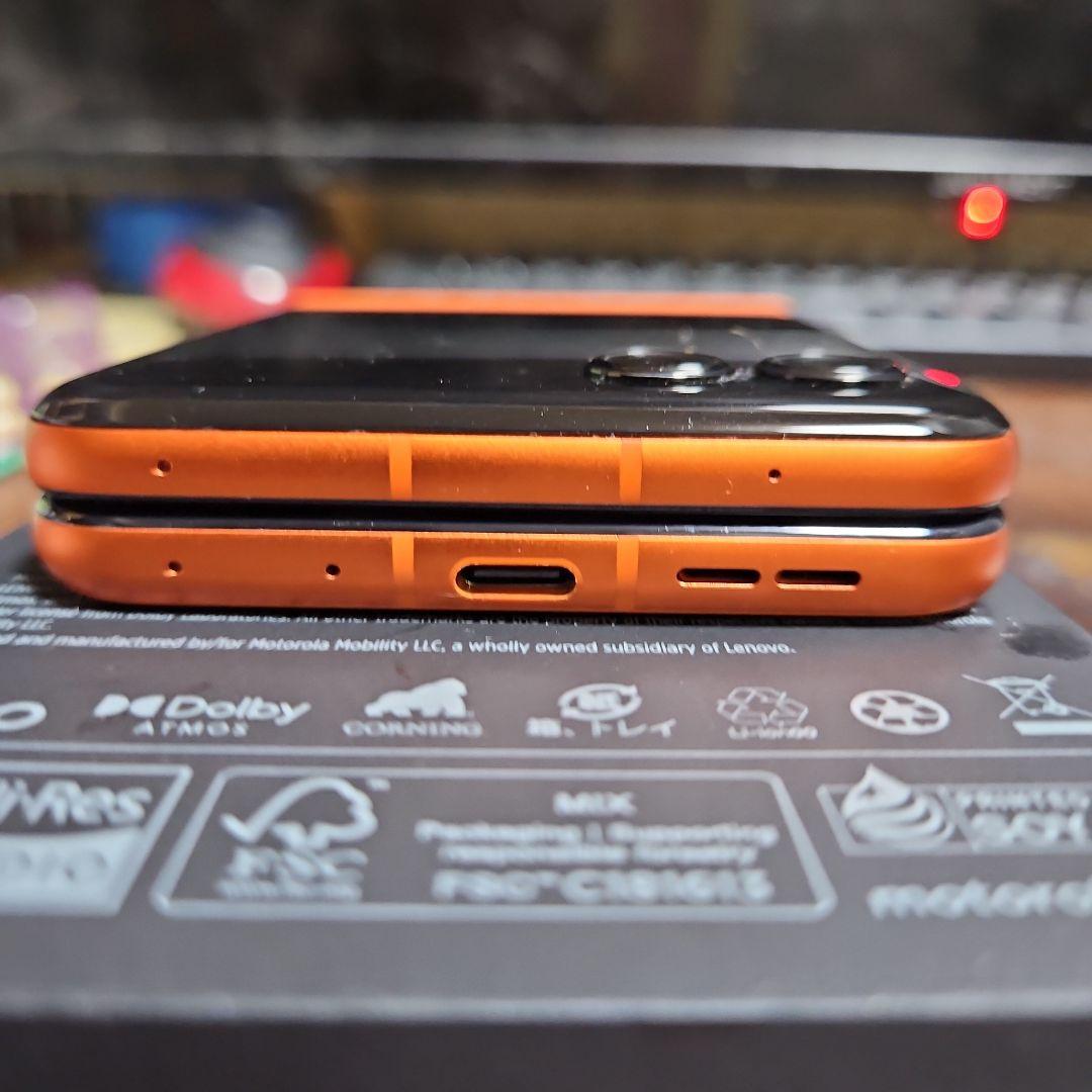 Motorola razr 50 12G/512G 国内版 SIMフリー