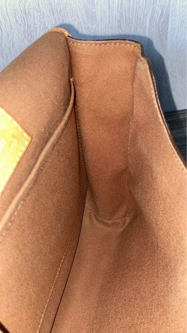 ルイヴィトン　モノグラム　ボスフォール　メッセンジャーバッグ　M40106