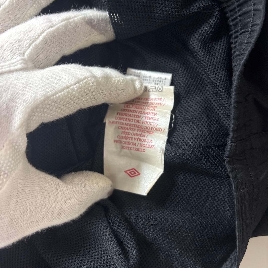 激レア品　アンブロUmbro マンチェスター・シティ ナイロンジャケット　XL