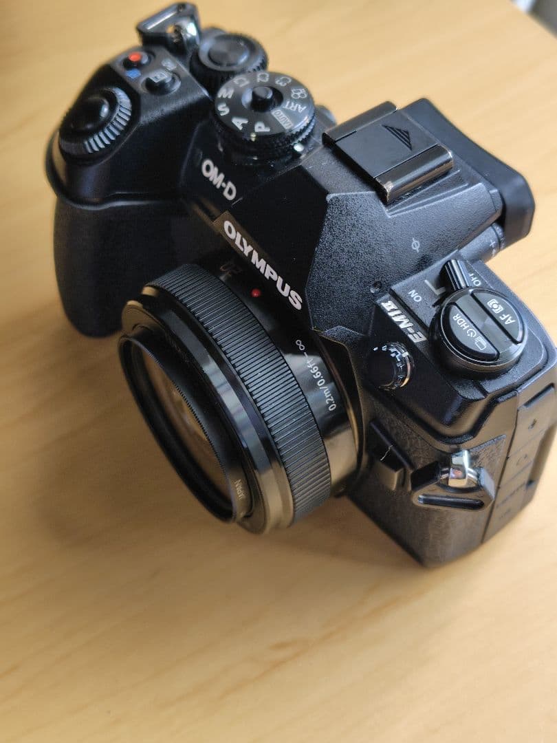Olympus OM-D em1 mark2 カメラ Lumixレンズ付き