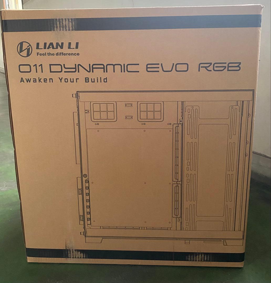 PCケース　lianli o11 DYNAMIC EVO RGB white