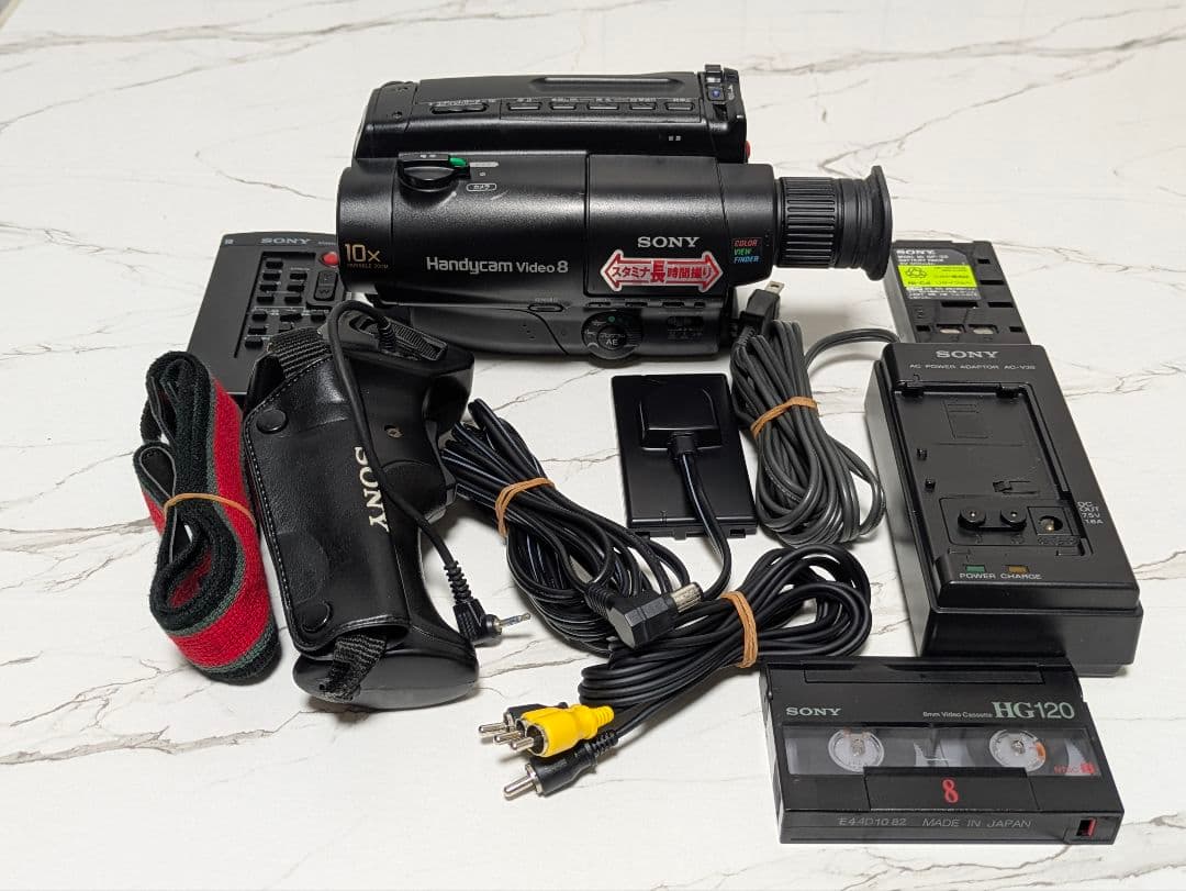 SONY　CCD-TR250　Video8　8mmテープ対応　豪華セット