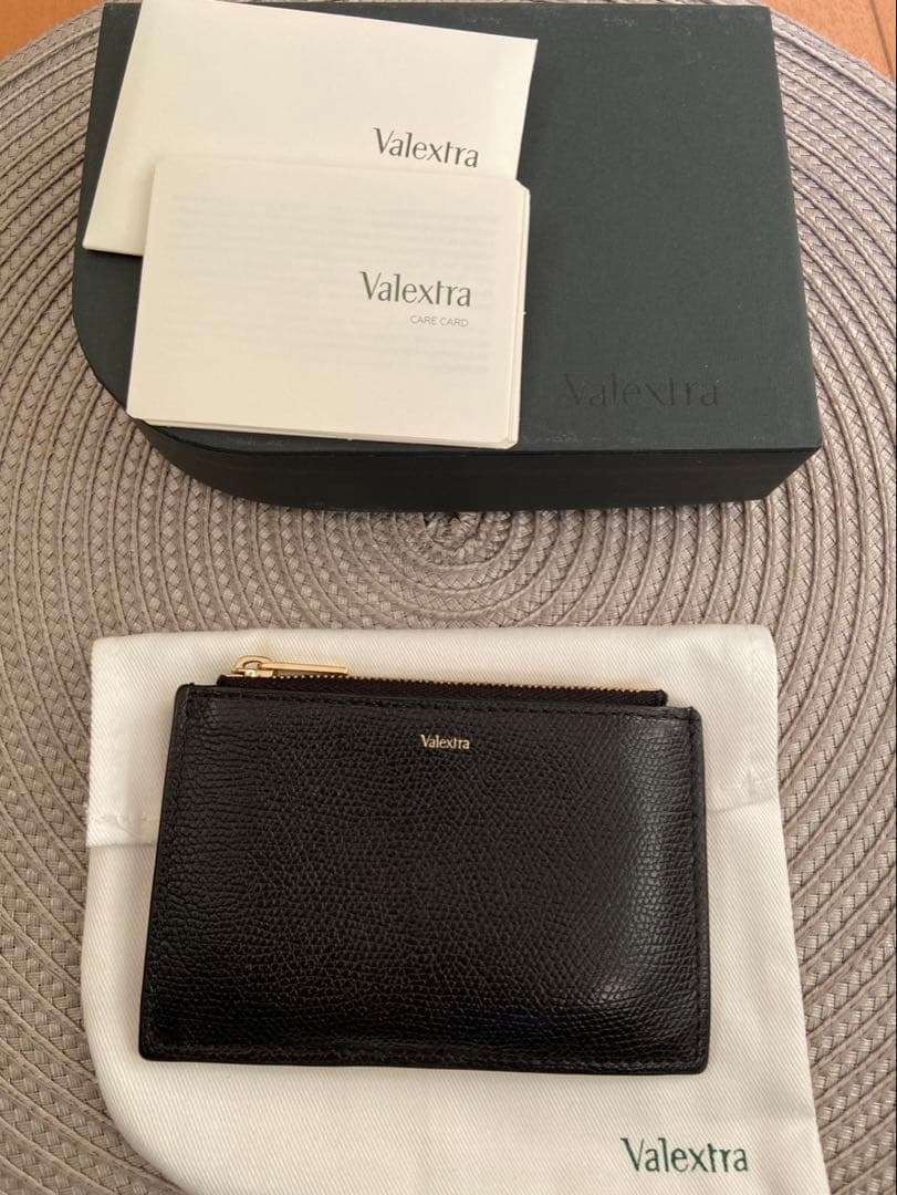 Valextra ブラック フラグメントカードケース　used