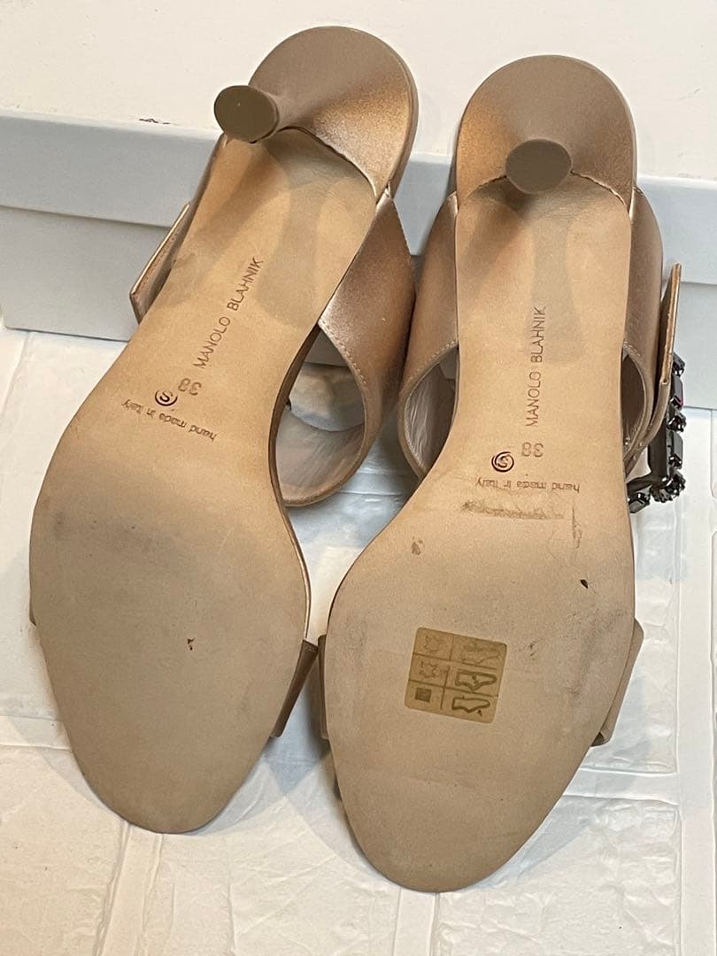 【未使用】Manolo Blahnik（マノロブラニク）サテンミュールサンダル❤︎
