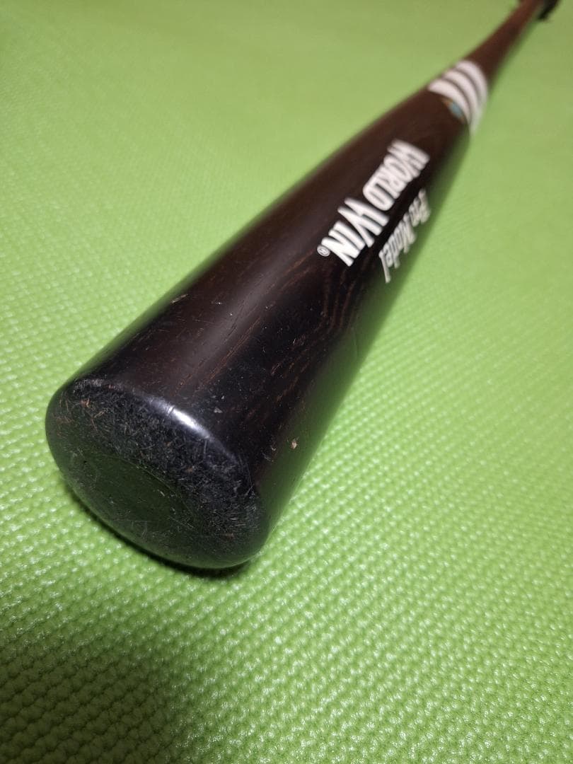 巨人　篠塚選手モデル　木製バット　 ミズノ ワールドウィン プロモデル G6