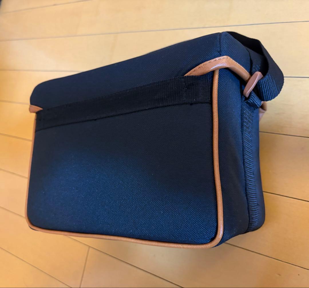 【美品】ソニー ①MiniDV Handycam DCR-TRV7②カメラバック