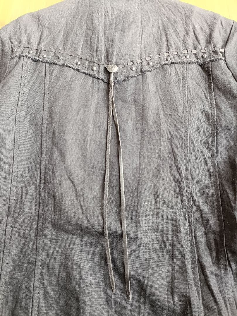 5351プール・オム ポンチョ付き半袖ワークシャツ 両腕と背中にレザー部分有り