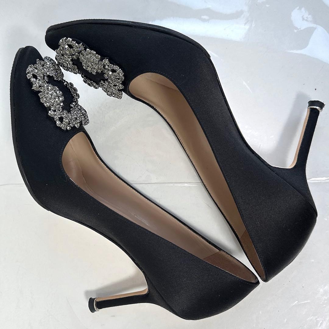 マノロブラニク　ハンギシ　ビジューバックル　ハイヒール　パンプス　黒36.5