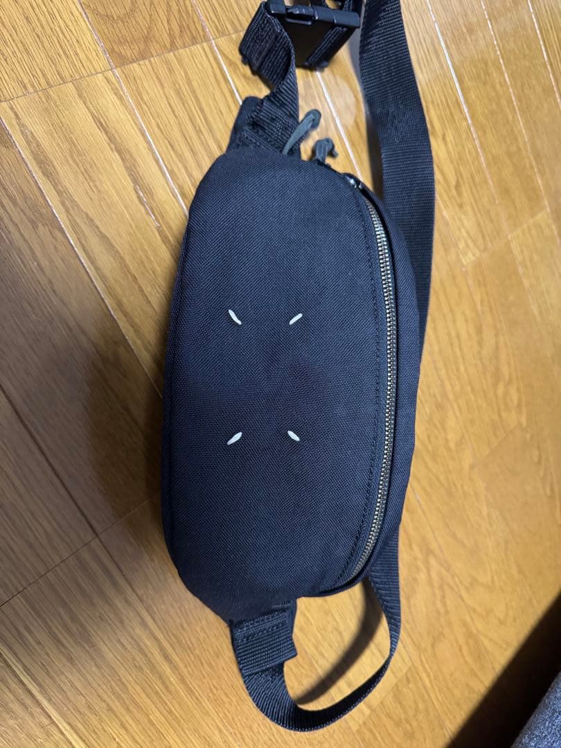 【Maison Margiela】美品　メゾンマルジェラ ボディバッグ 黒