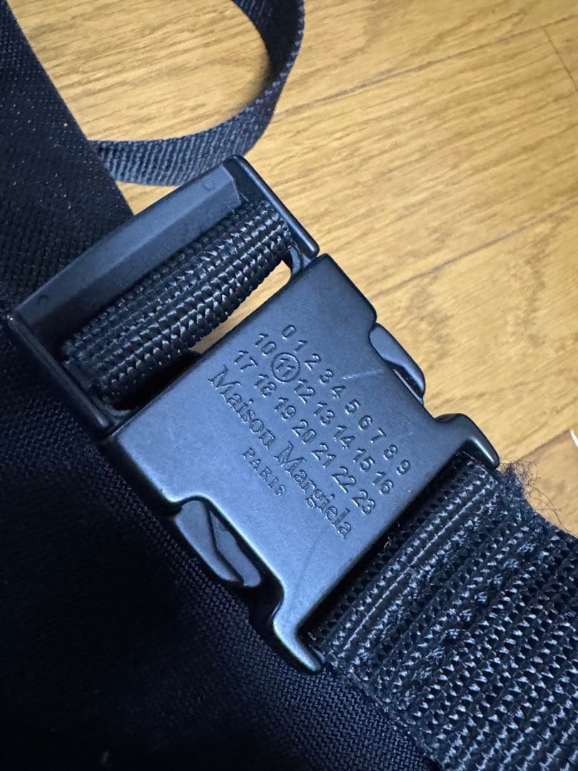 【Maison Margiela】美品　メゾンマルジェラ ボディバッグ 黒