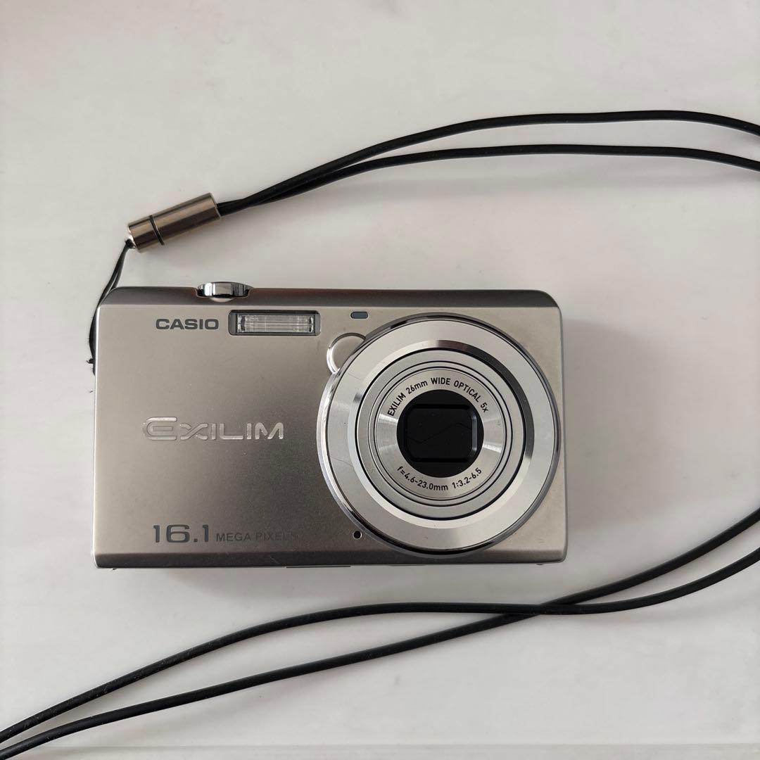 CASIO EXILIM 16.1メガピクセル コンパクトデジタルカメラ