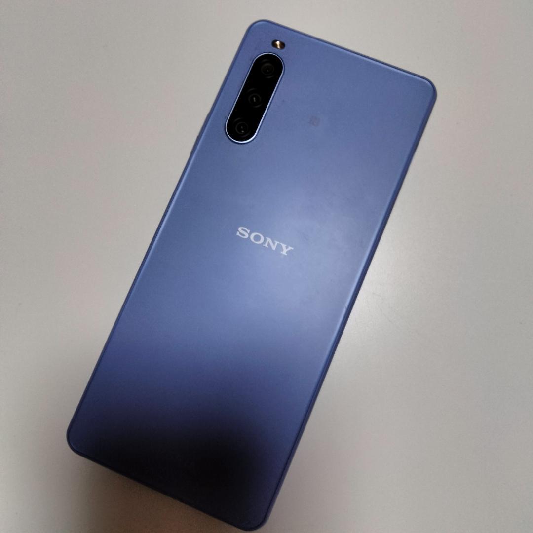 【XQ-CC44 128GB】スマートフォン／画面傷あり／外箱・美品／128GB