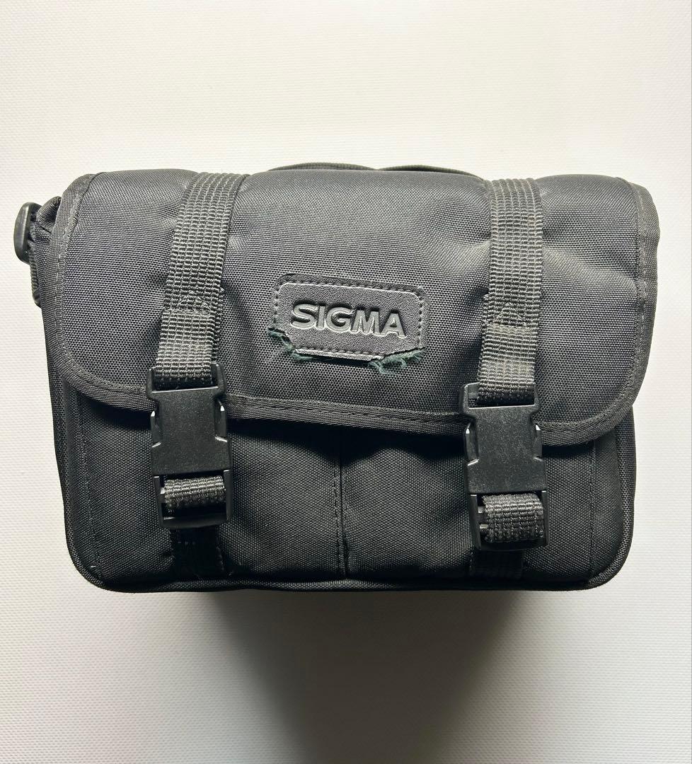 Canon EOS Kiss X6i カメラ 収納バッグ ストロボ 付き