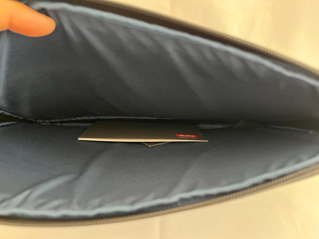 【美品】TUMI トゥミ ALPHA2 ラップトップカバー 026164PW