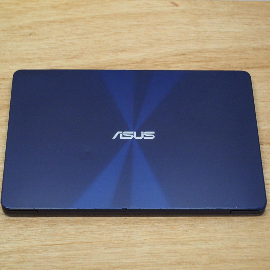 ASUS Zenbook UX430 14、16GB メモリ、512GB SSD