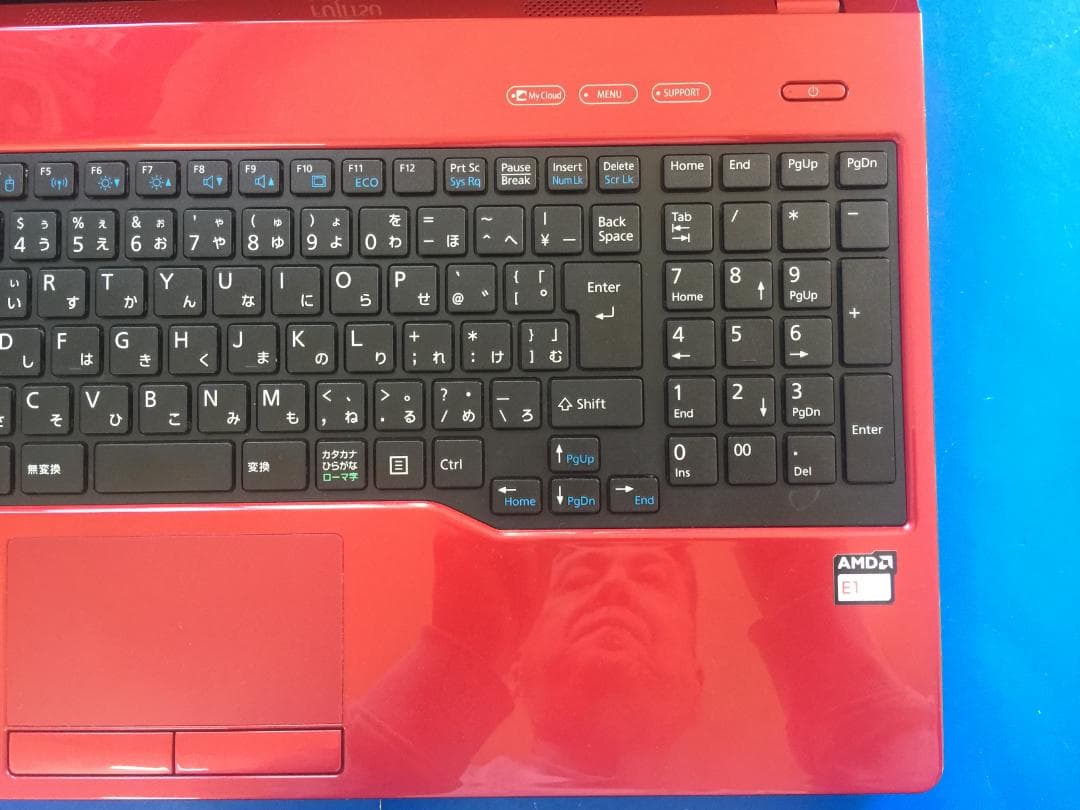 富士通 LIFEBOOK AH40/X 15.6型TFT液晶 フルサイズノート