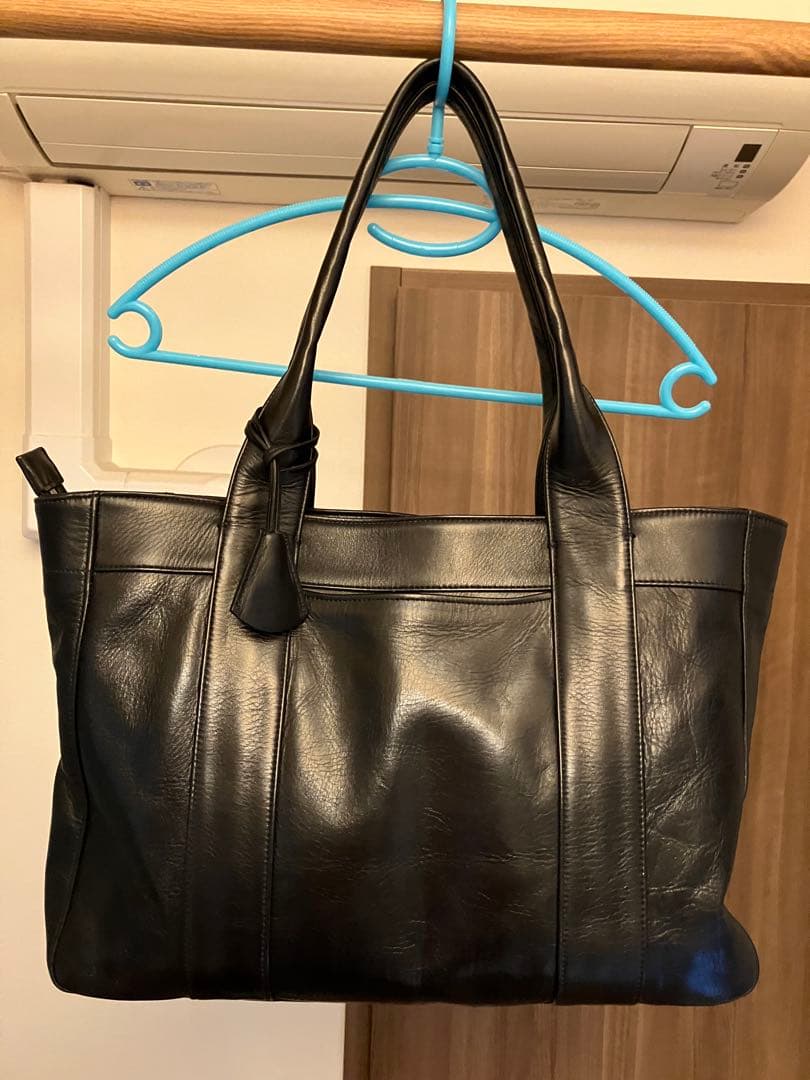 【値下】aniary　アニアリ　レザー　トートバッグ　A4可　ブラック　ビジネス