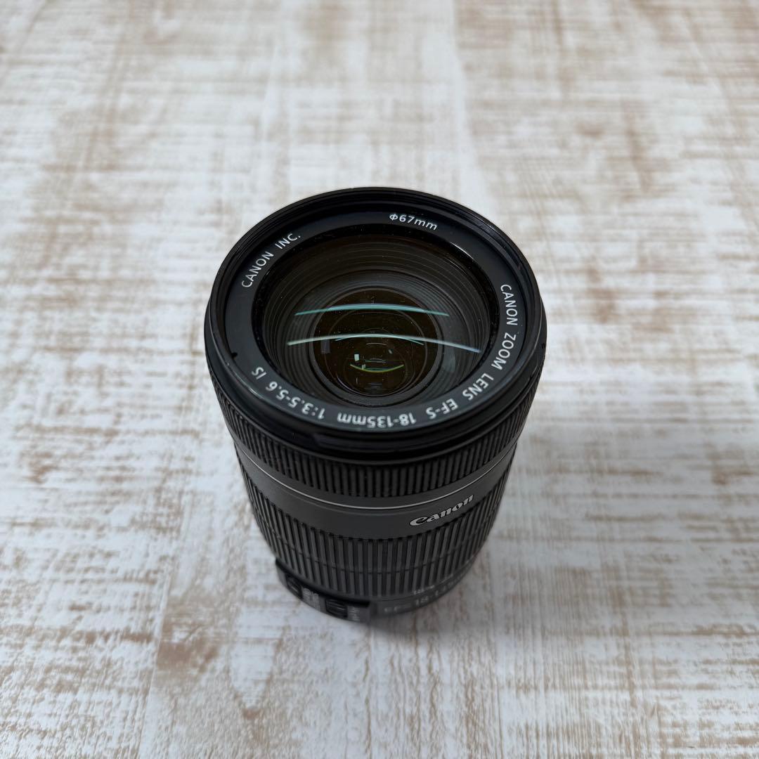 Canon キャノン　EF-S 18-135mm IS