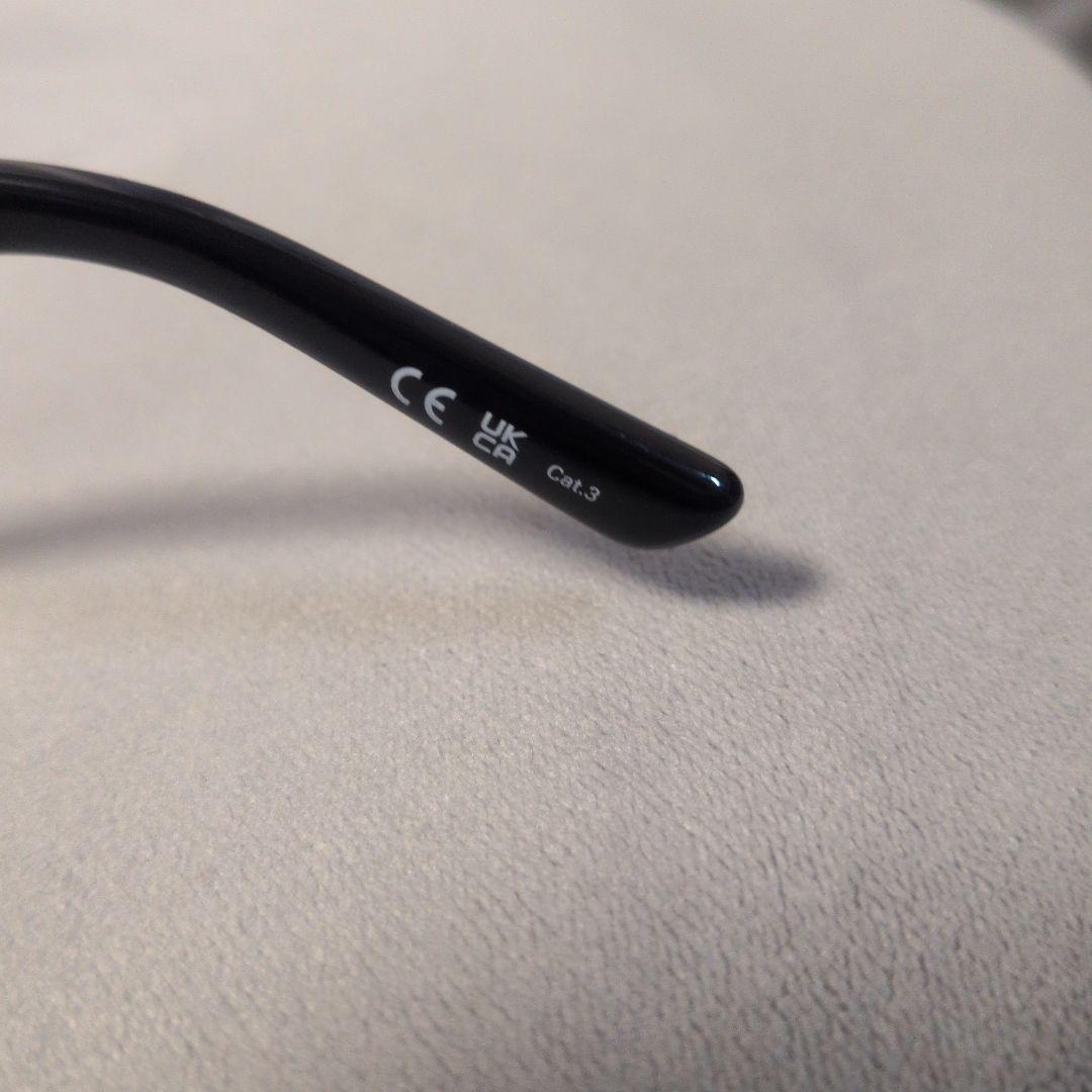 G-DRAGON着用 バレンシアガ BB0096S