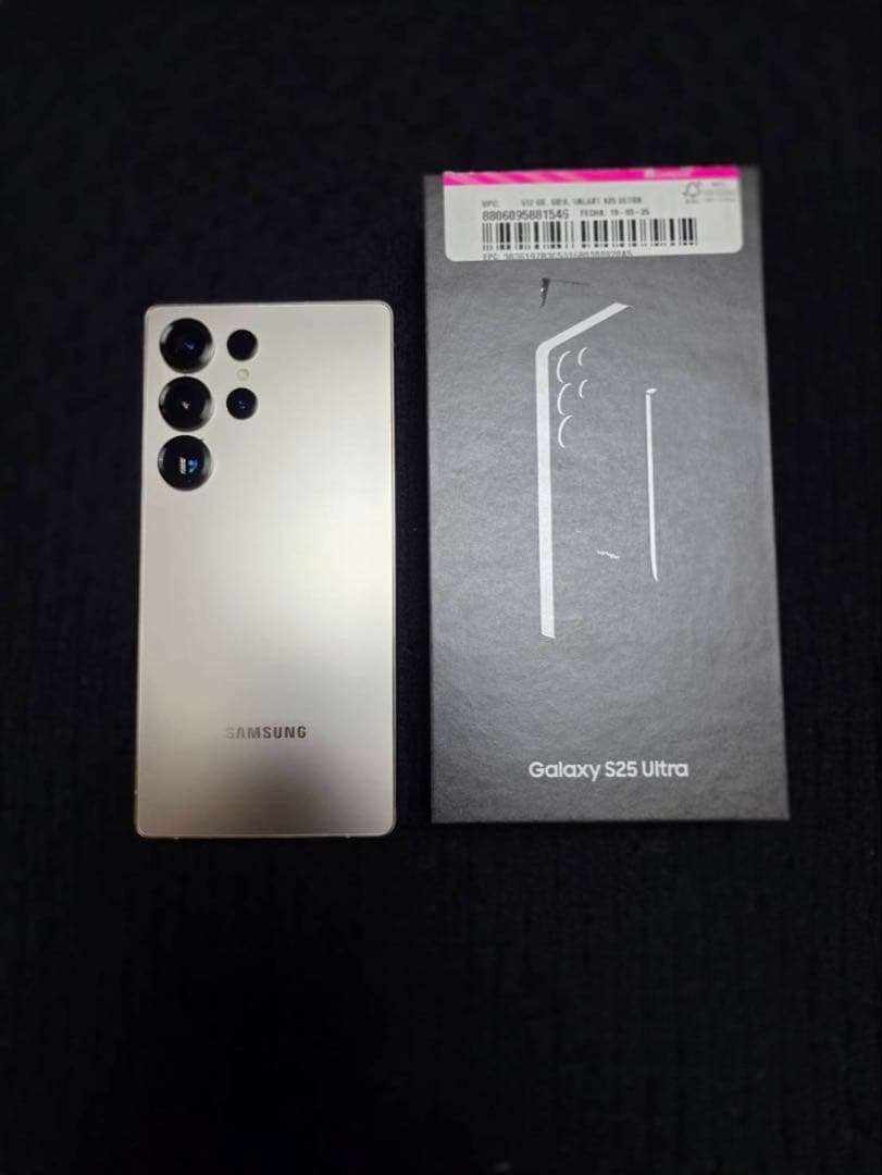 ​【海外版】Galaxy S25 Ultra 512GB シルバー SIMフリー