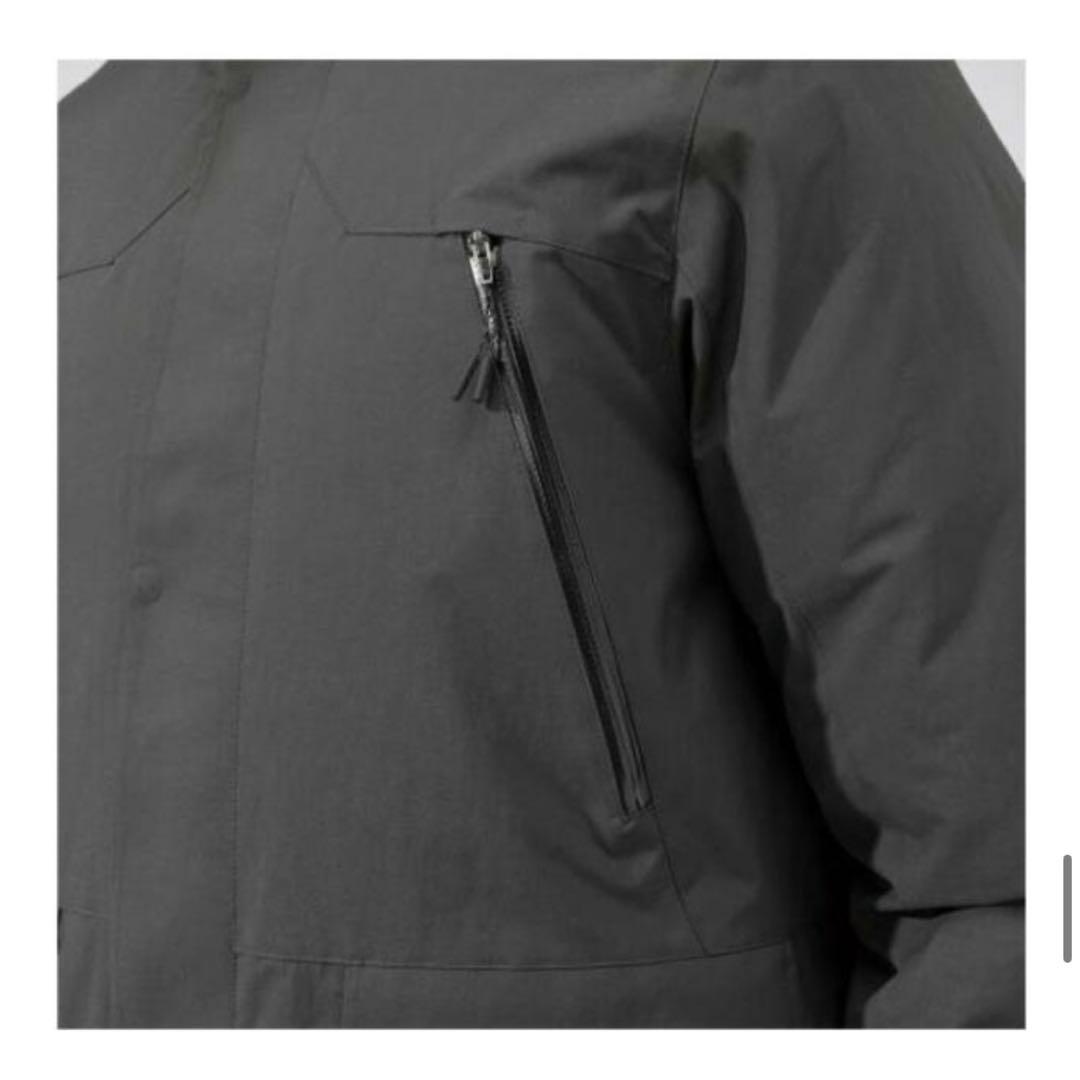 ミズノブレスサーモ リフレクションギアトラベルヘビーウェイトダウンジャケット M