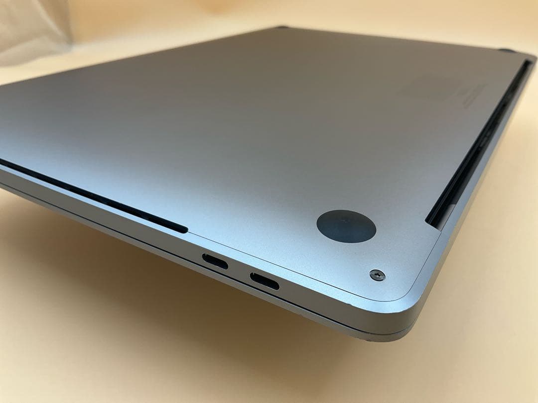 【美品】Macbook Pro 2019 16インチ i7 32GB 500GB