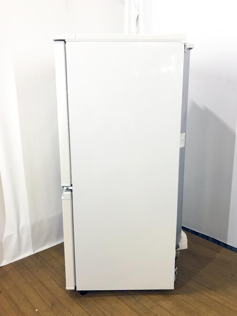 玄関前！送料無料★SHARP 137L 冷蔵庫【SJ-D14A-W】