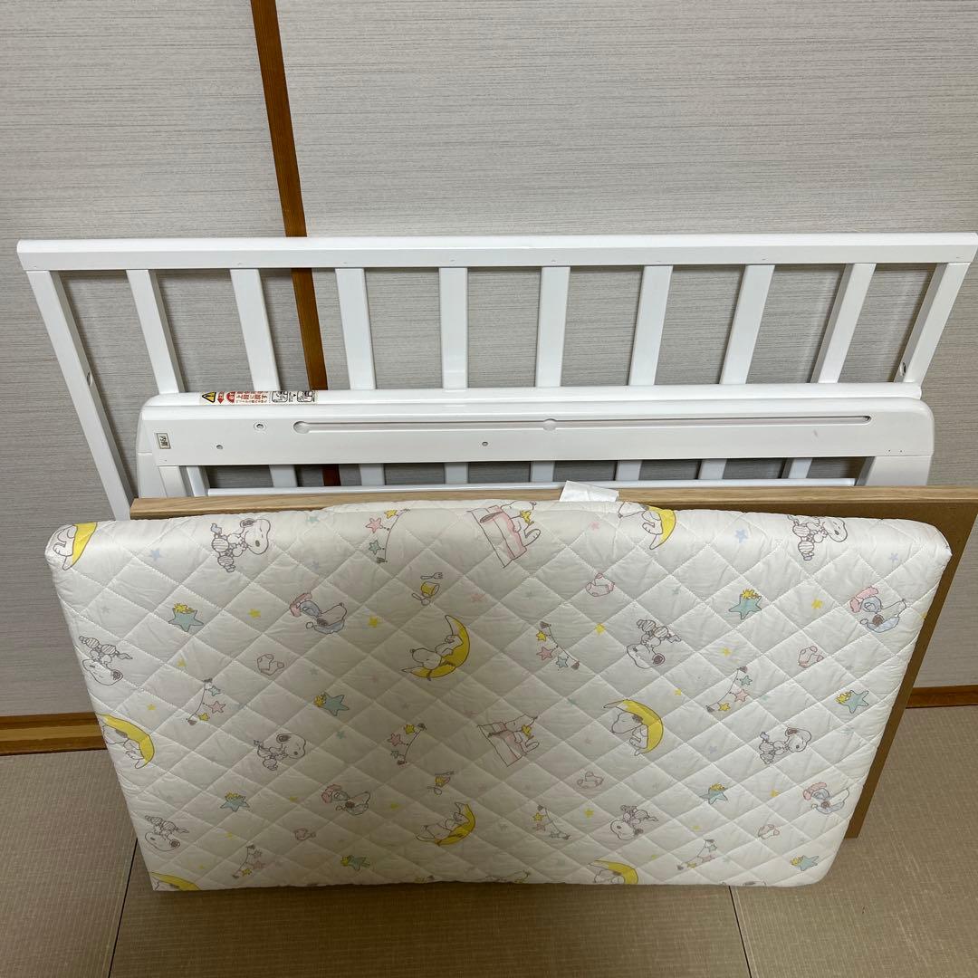 ベビーベッド　ミニサイズ　カトージ