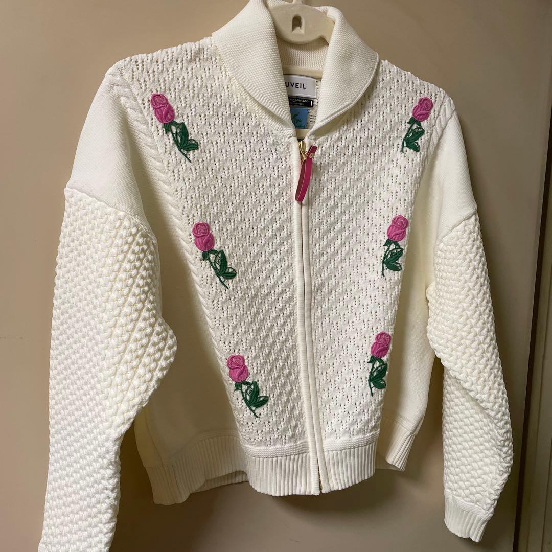 ミュベールカウチンカーディガンでし