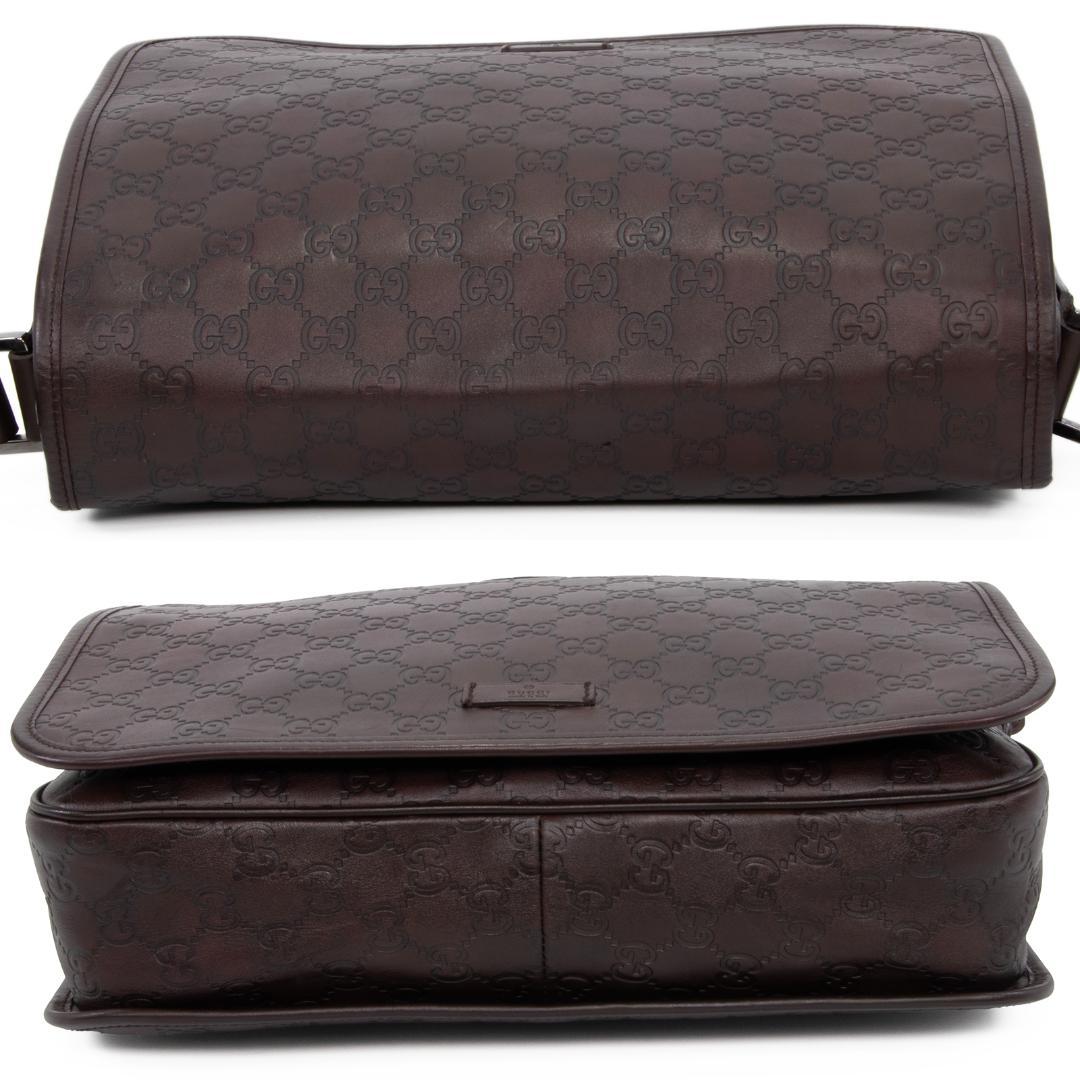 本物 グッチ メッセンジャーバッグ メンズ 茶色 肩掛け 斜め掛け GG 総柄