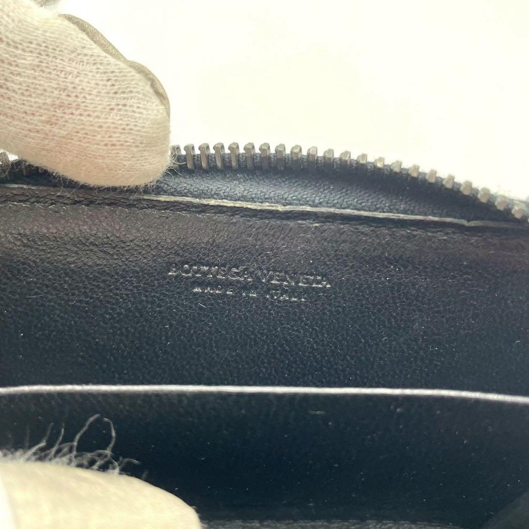 ボッテガヴェネタ　ケース　ラウンドジップ　イントレチャート　ブラック