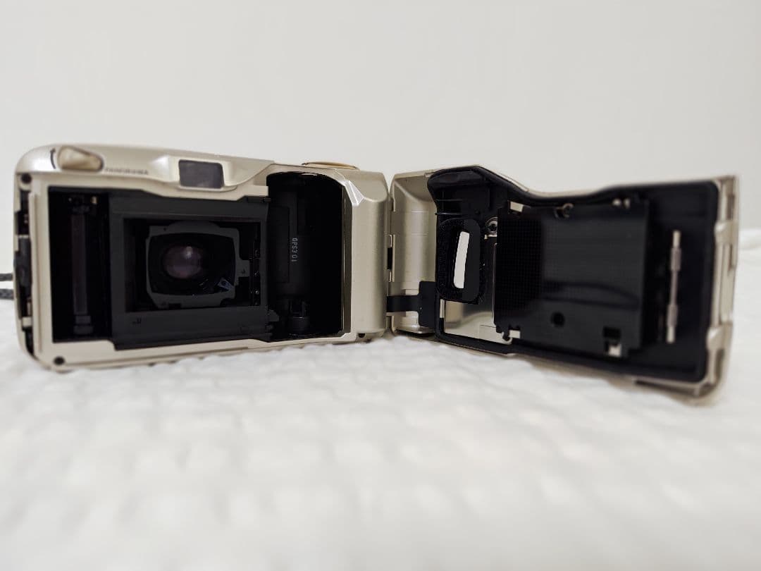 OLYMPUS μ[mju:]-II コンパクトフィルムカメラ