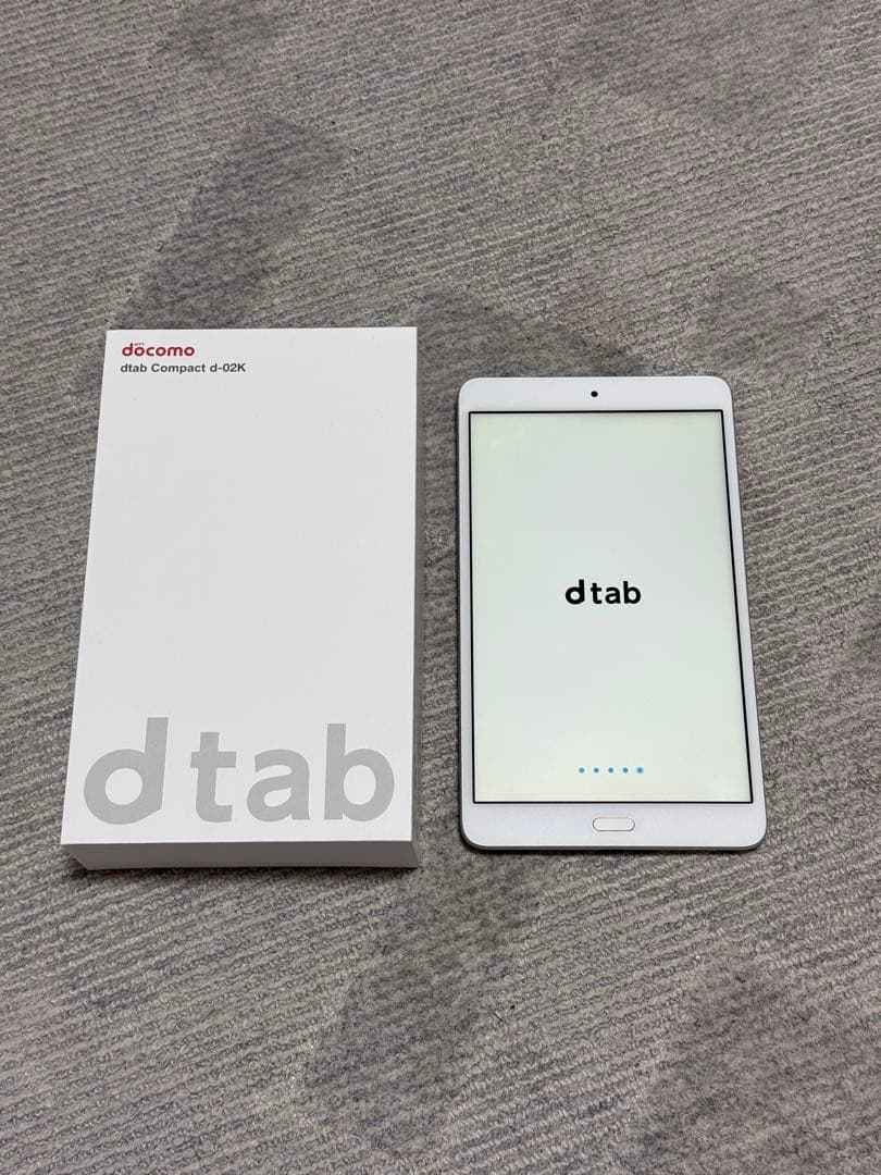 docomo dtab Compact d-02K シルバー 32GB